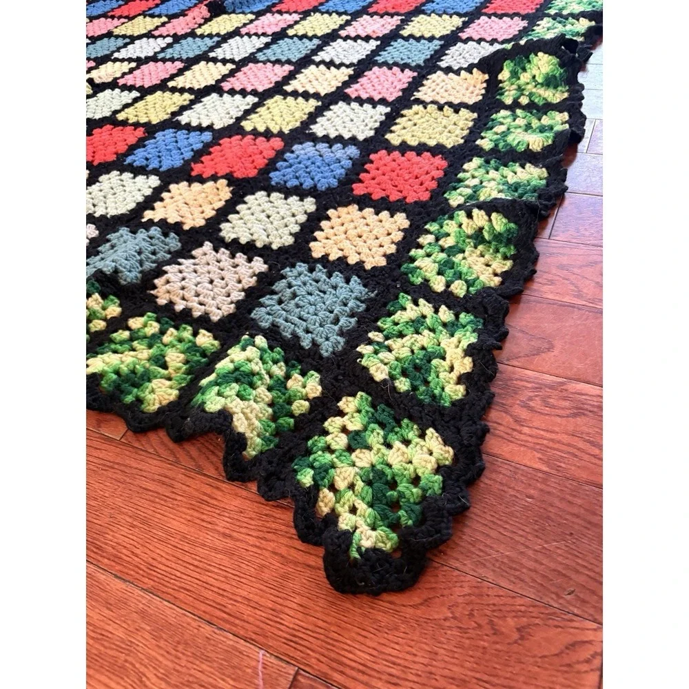 Huge‎ Vintage Crochet Afghan Granny Square Rainbow Black 66*80 Roseanne Big Bang